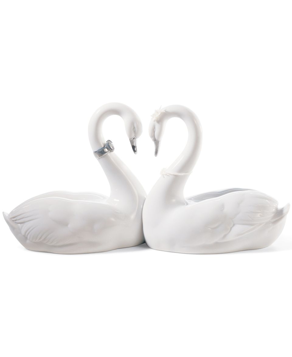 Lladró Endless Love   Collectible Figurines   for the home
