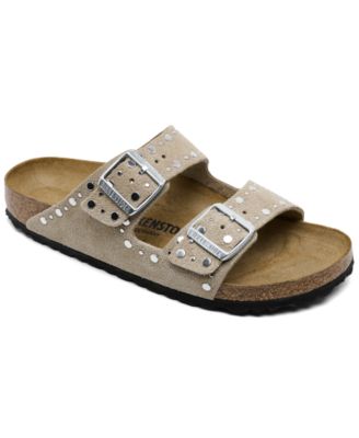 Женские замшевые босоножки Arizona с заклепками Birkenstock от Finish Line коричнево-бежевого цвета