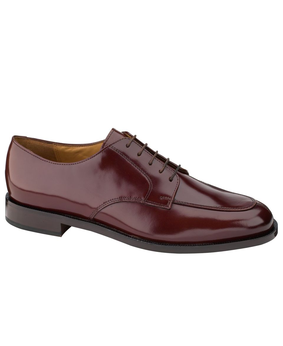 Cole Haan Shoes, Carter Wing Tip Lace Up Shoes   Mens Shoes