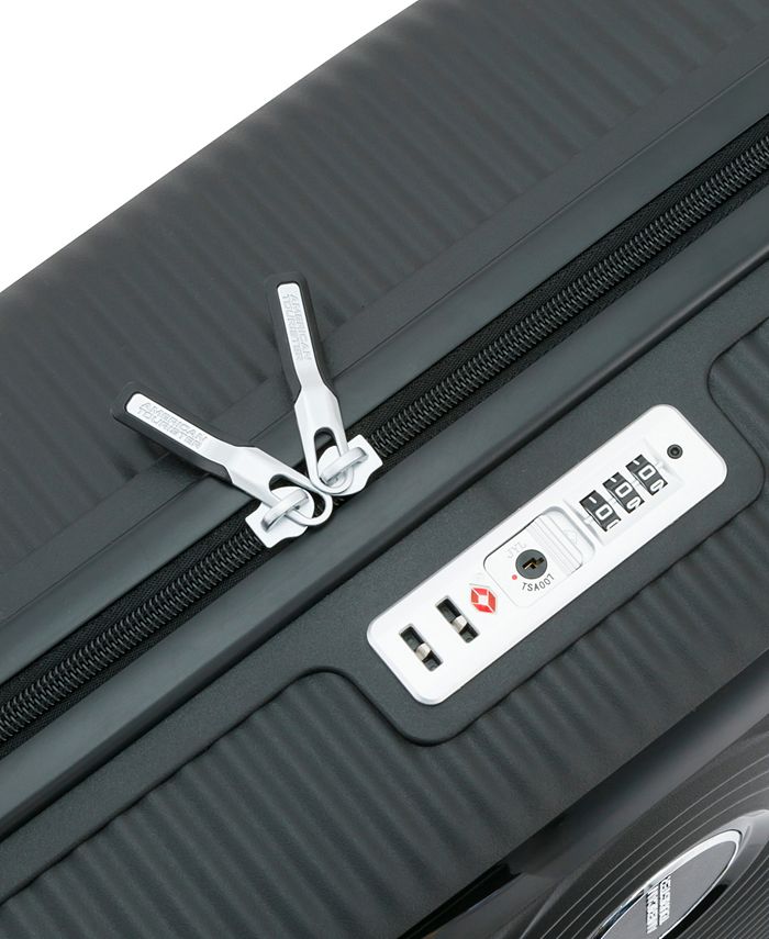 American Tourister Curio 20" CarryOn Spinner Suitcase & Reviews