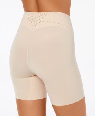 Wacoal Women's Shape Revelation Low Plunge Shaper, Black, S At Women's Clothing Store