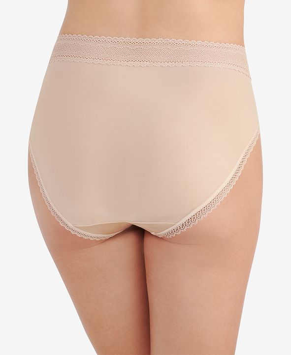 Vanity Fair Women's Flattering Lace HiCut Panty Underwear 13280
