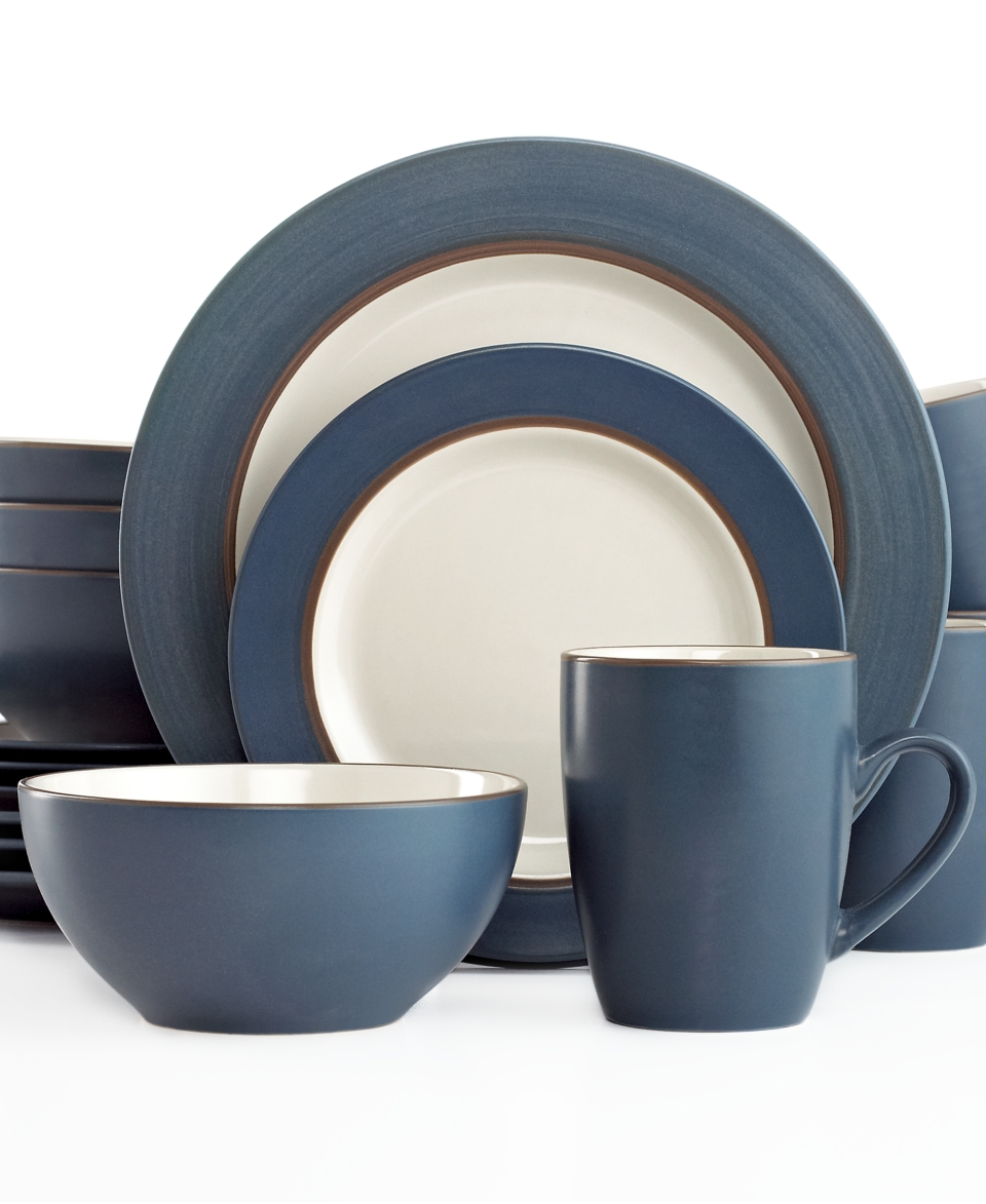 Thomson Pottery Dinnerware, Kensington Stone 16 Piece Set   Casual