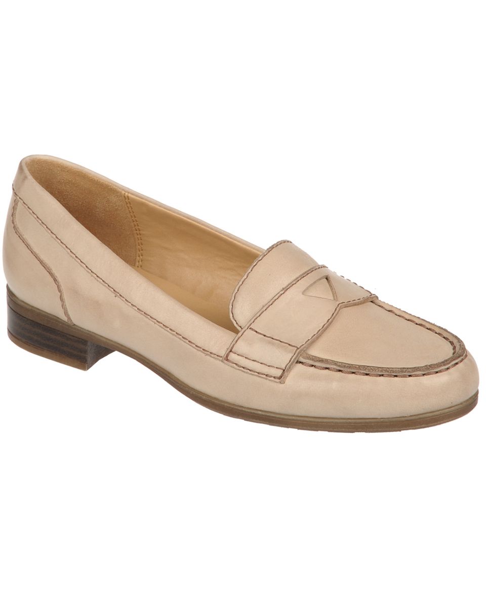 Hush Puppies Womens Shoes, Emote Loafer Flats