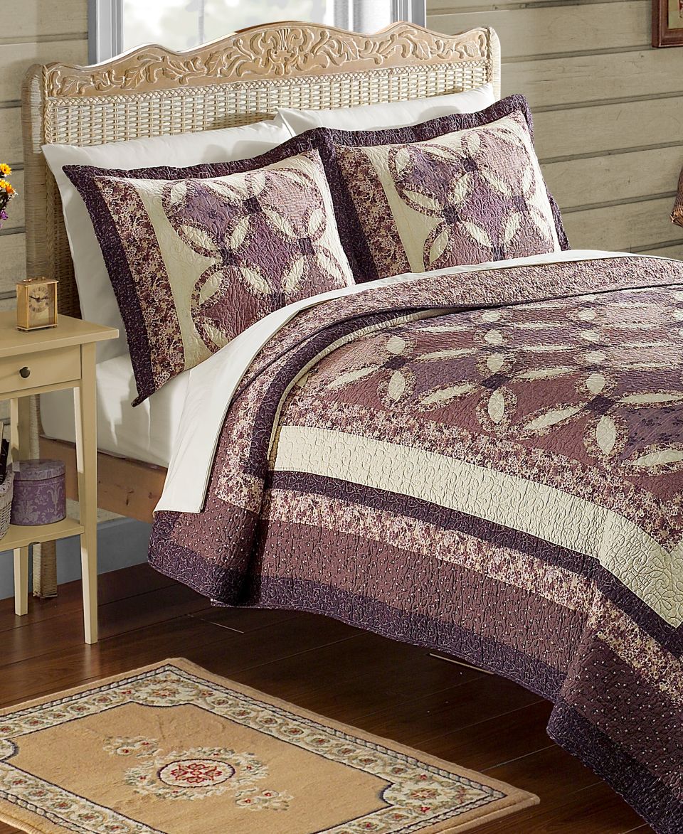 Bed & Bath  Quilts & Bedspreads