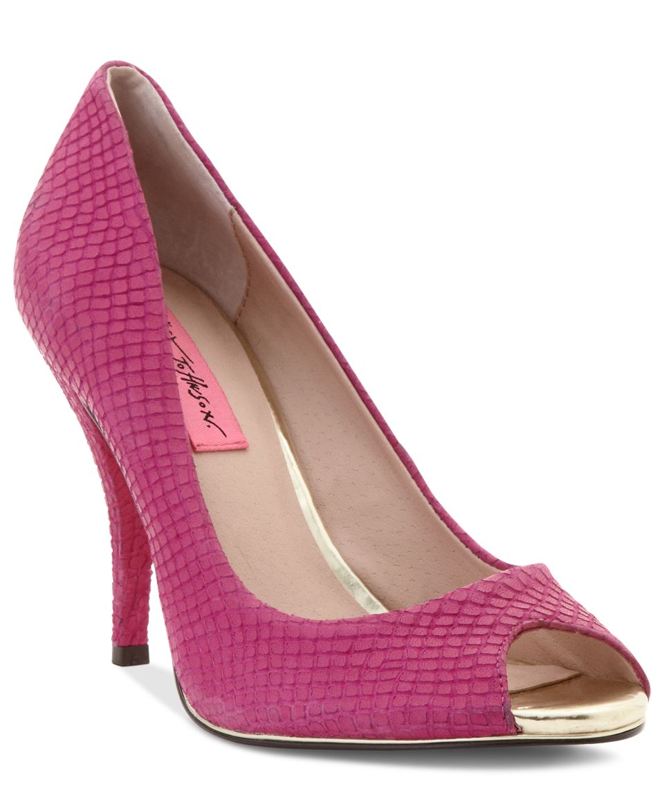 Betsey Johnson Shoes, Ponzay Platform Pumps