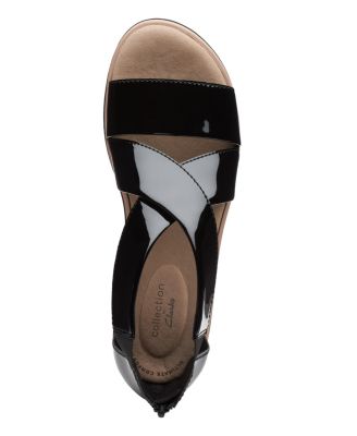 clarks rise flat sandal