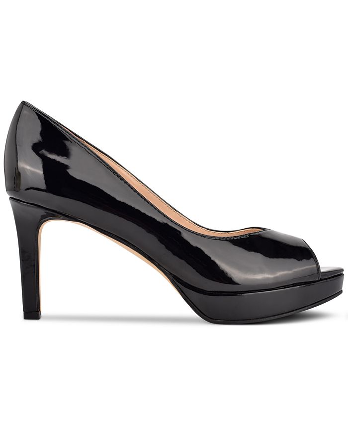 bandolino platform pumps