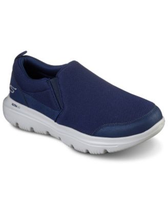 mens go walk shoes