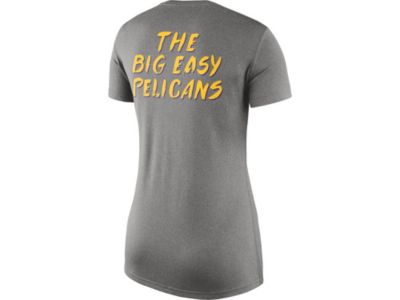 women's pelicans shirt