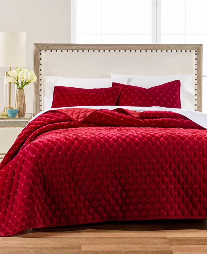 Martha Stewart Collection Diamond Tufted Velvet King Cal King Quilt Created For Macy S Reviews Quilts Bedspreads Bed Bath Macy S Buy products such as fancy linen 2pc twin reversible bedspread floral white blue beige new # isabelle at walmart and save. martha stewart collection diamond