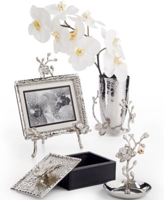 michael aram white orchid napkin holder