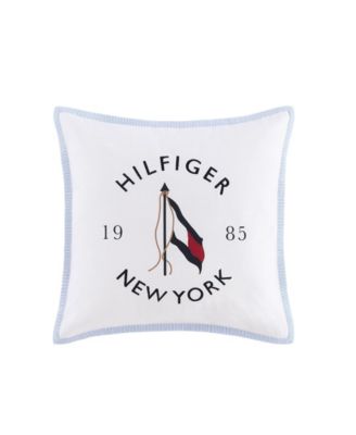 Квадратная подушка с флагом Нью-Йорка от Tommy Hilfiger, 20