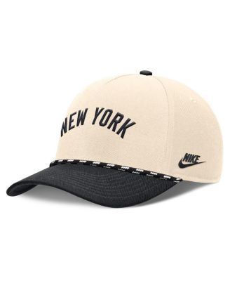 Мужская кепка Nike из натуральной кожи/черного цвета New York Yankees Cooperstown Collection с регулируемой посадкой