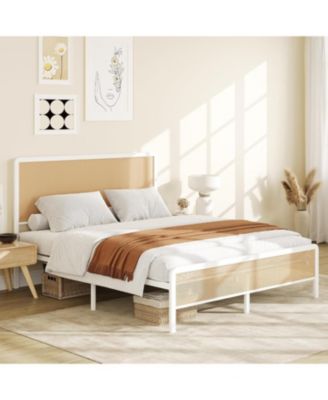 каркас кровати gaomon Queen-Size из белого ротанга с изголовьем, платформа в стиле бохо, светодиодная подсветка, металлические рейки, Бесшумный белый цвет