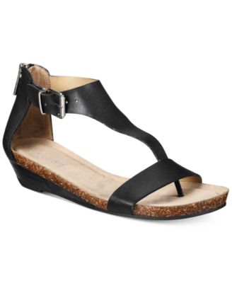Kenneth Cole Reaction Great Gal Wedge 