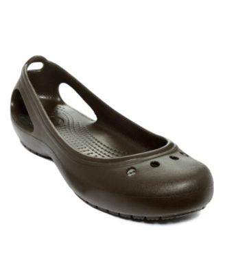 crocs pregnancy shoes
