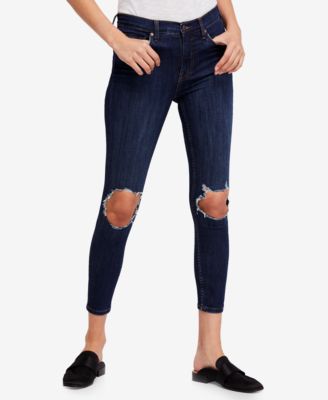 womens jeans with holes in knees