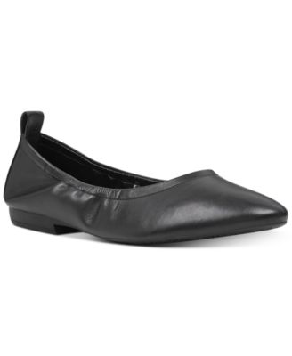 nine west greige ballet flat