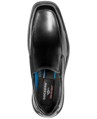 dockers slip resistant